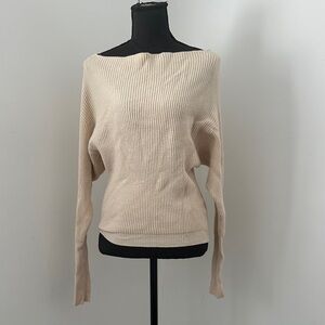 Lovestitch - Elegant Cream Women's Sweater - S